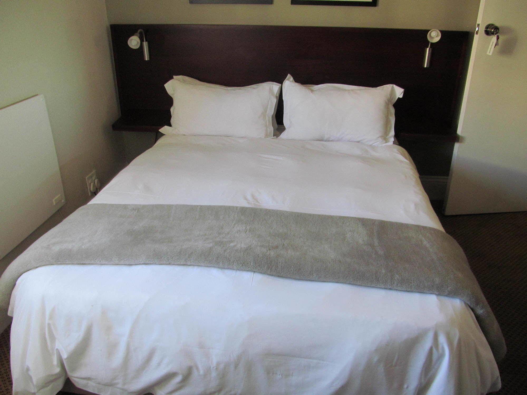 The Vic Hotel Πορτ Ελίζαμπεθ Εξωτερικό φωτογραφία