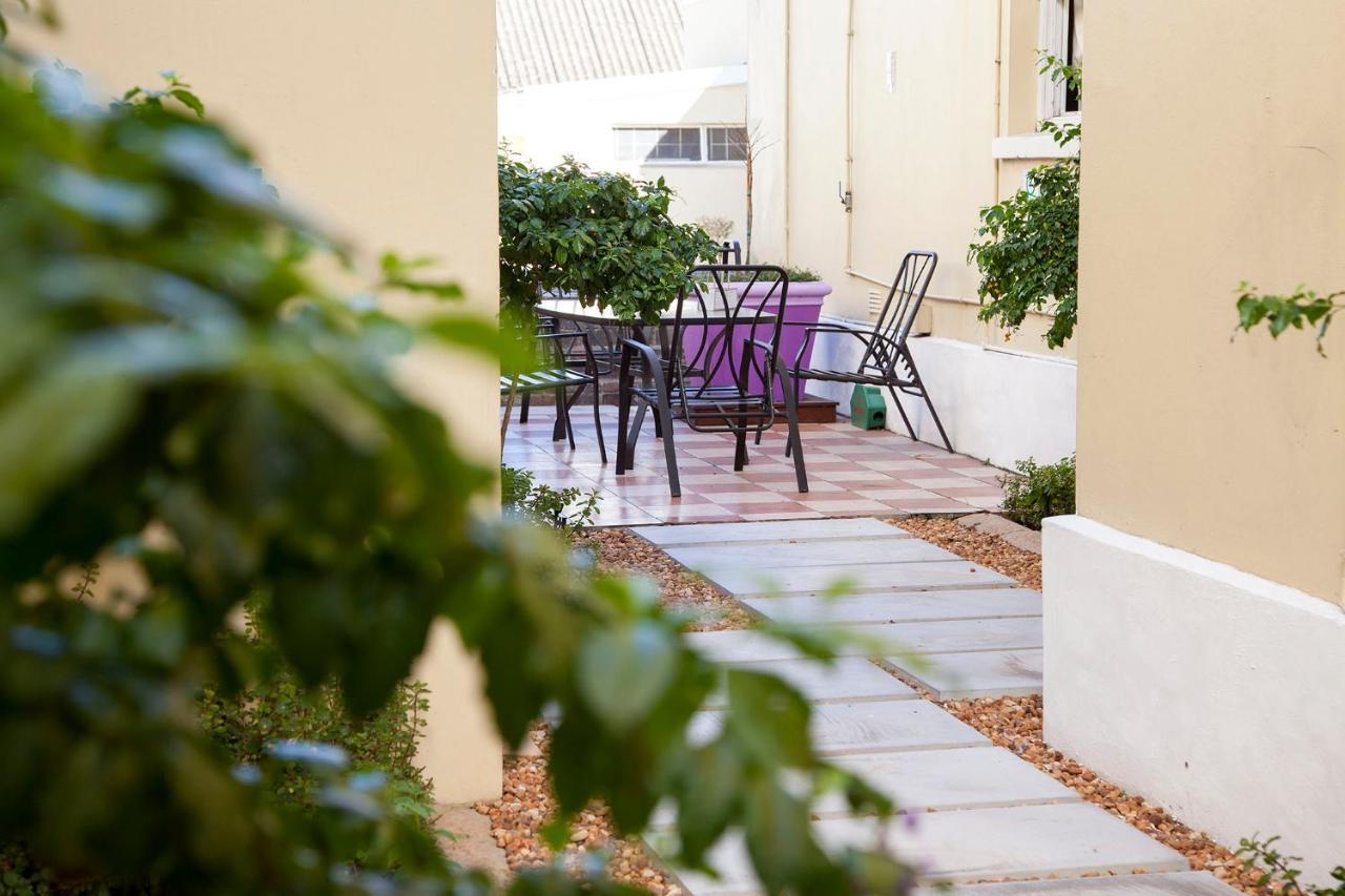 The Vic Hotel Πορτ Ελίζαμπεθ Εξωτερικό φωτογραφία