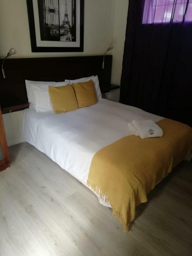 The Vic Hotel Πορτ Ελίζαμπεθ Εξωτερικό φωτογραφία